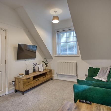 Ferienwohnung Wonderful West End - Parking Inc Folkestone Exterior foto